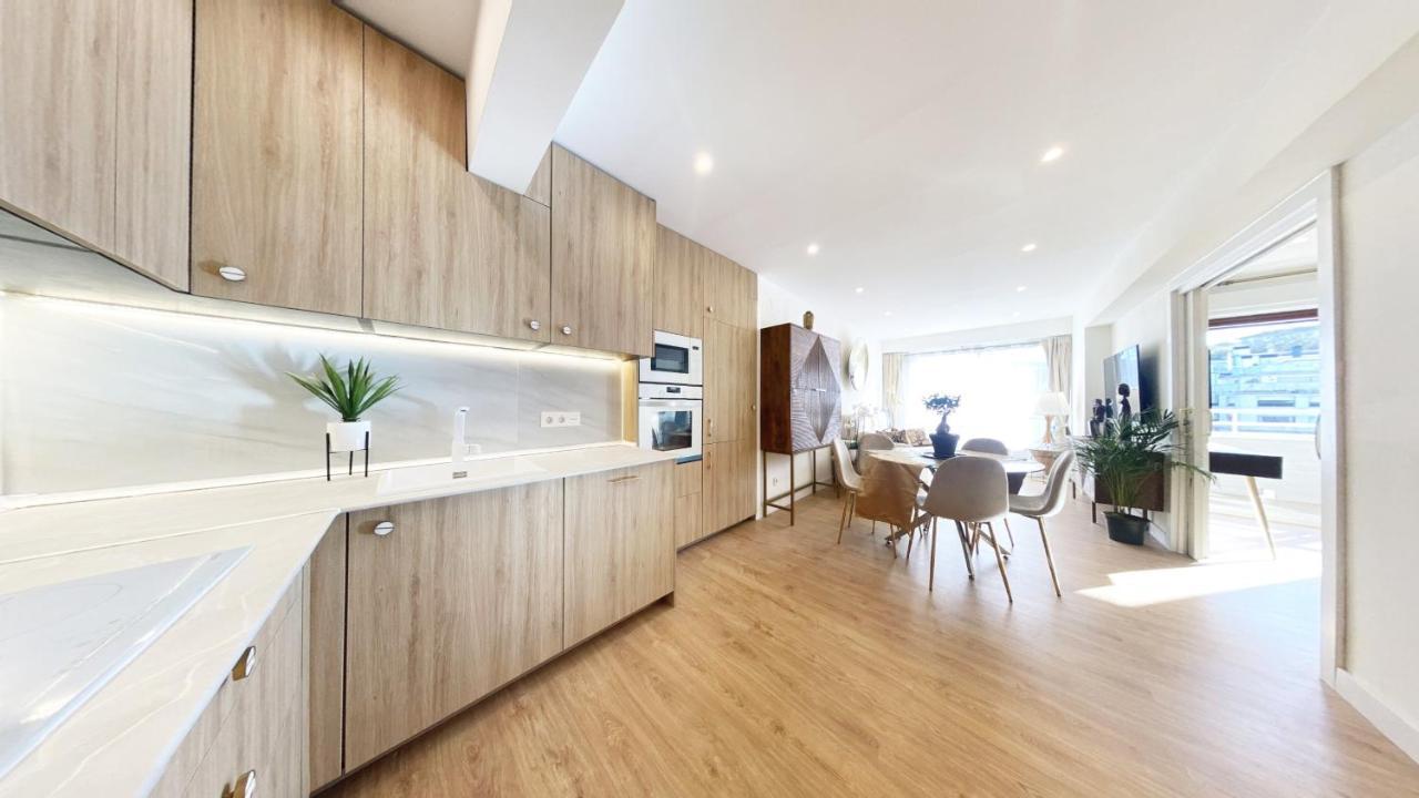 Miramar Luxurious Flat, 3 Double Rooms, Free Parking, Terrace, Completely New San Sebastián Eksteriør bilde