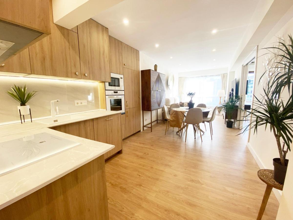 Miramar Luxurious Flat, 3 Double Rooms, Free Parking, Terrace, Completely New San Sebastián Eksteriør bilde