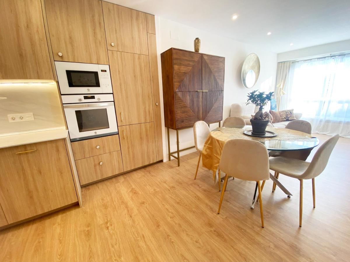 Miramar Luxurious Flat, 3 Double Rooms, Free Parking, Terrace, Completely New San Sebastián Eksteriør bilde