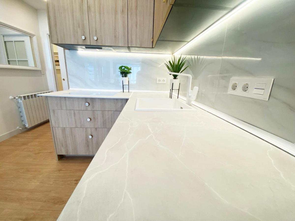 Miramar Luxurious Flat, 3 Double Rooms, Free Parking, Terrace, Completely New San Sebastián Eksteriør bilde