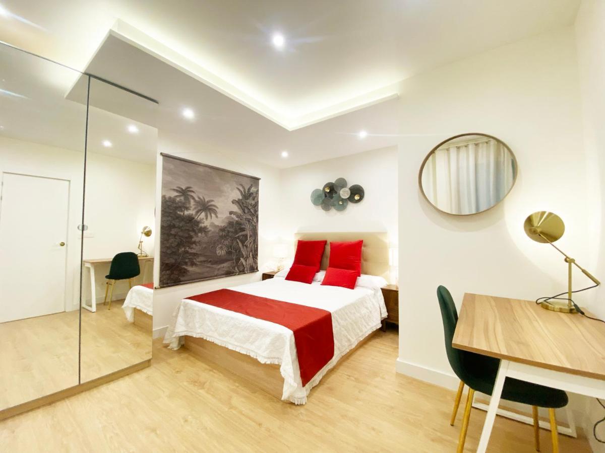 Miramar Luxurious Flat, 3 Double Rooms, Free Parking, Terrace, Completely New San Sebastián Eksteriør bilde