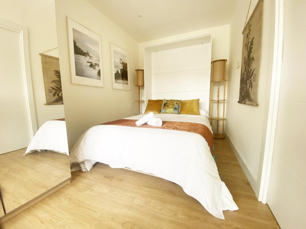 Miramar Luxurious Flat, 3 Double Rooms, Free Parking, Terrace, Completely New San Sebastián Eksteriør bilde