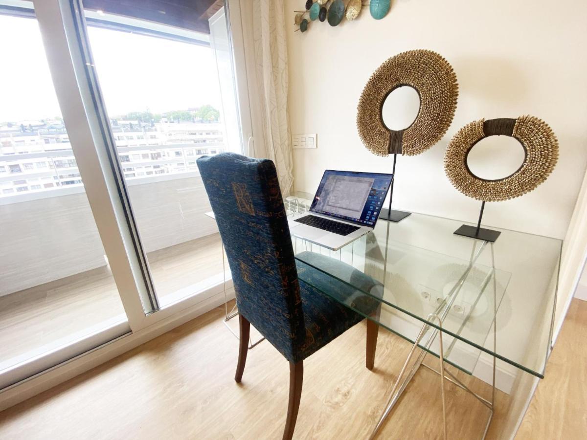 Miramar Luxurious Flat, 3 Double Rooms, Free Parking, Terrace, Completely New San Sebastián Eksteriør bilde